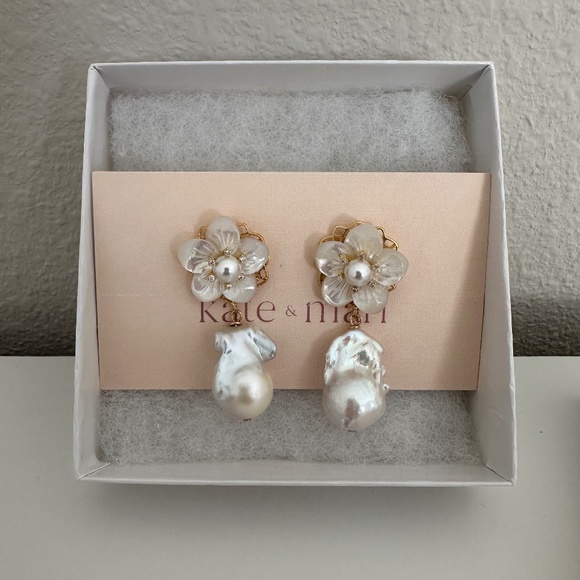 NWT Kate & Mari Silvia Pearl Drop Earrings - Picture 2 of 5